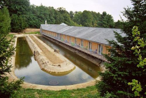 Motel Dacice Exterior photo